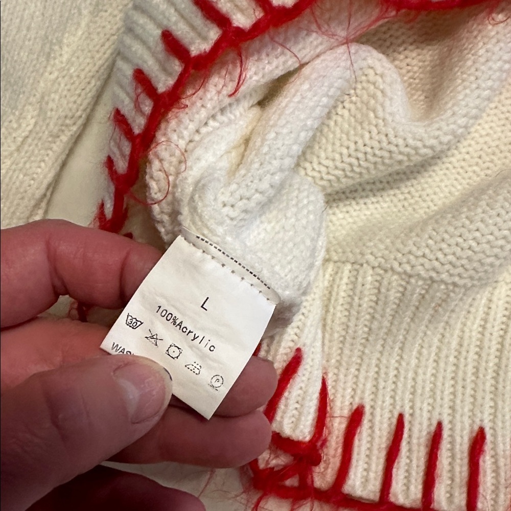 White Sweater with Red Bow Accent size large - Picture 8 of 8